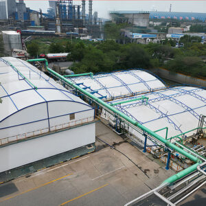 Covering of membrane cloth for sewage treatment tanks in pharmaceutical and chemical plants