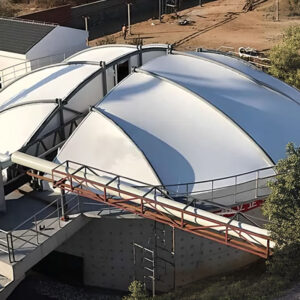 Covering of pharmaceutical wastewater tank with membrane cloth