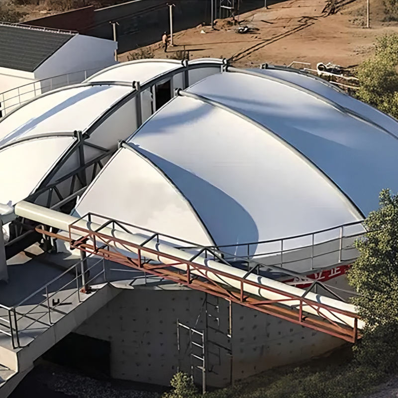 Covering of pharmaceutical wastewater tank with membrane cloth